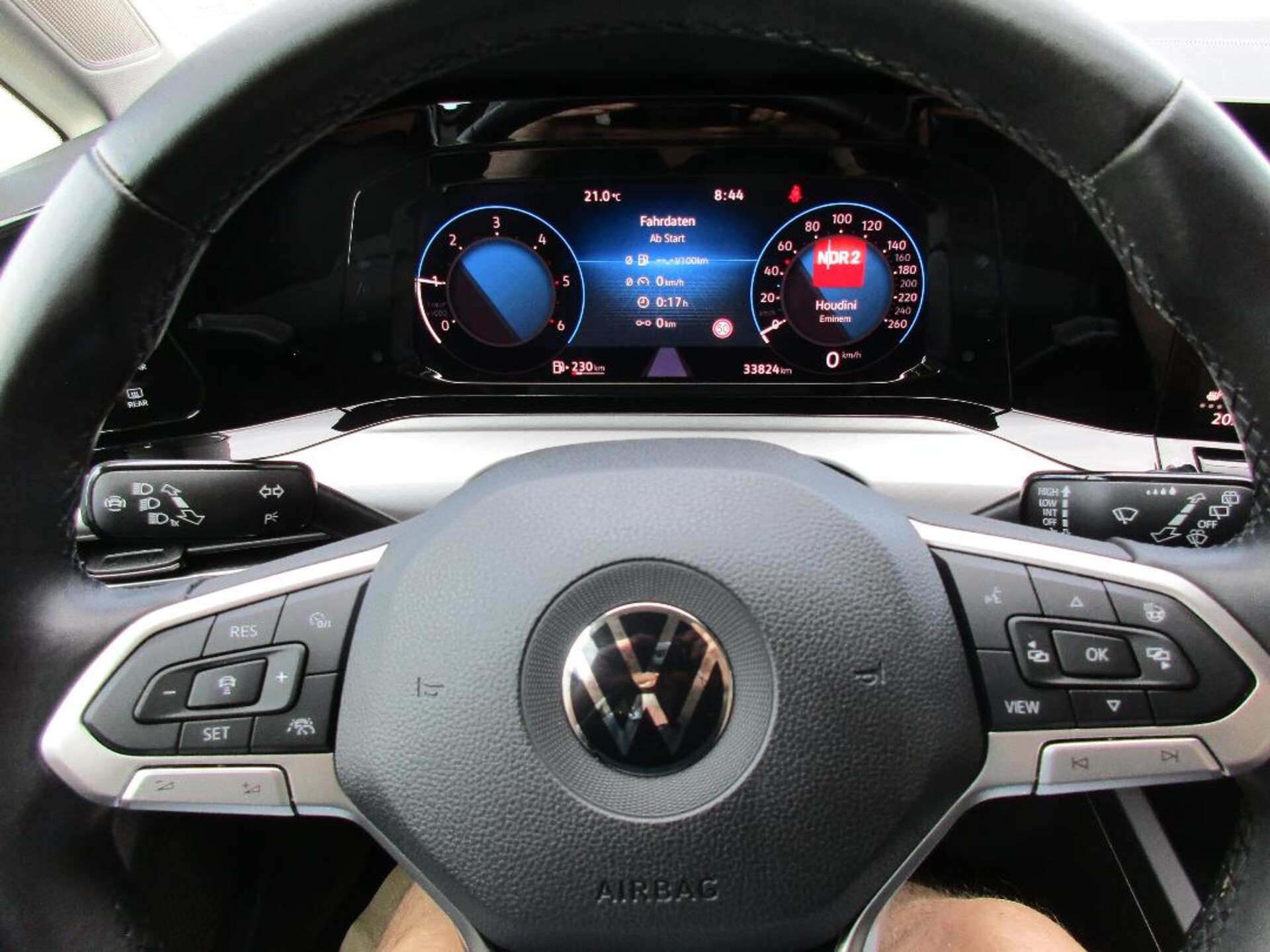 Volkswagen Golf Life