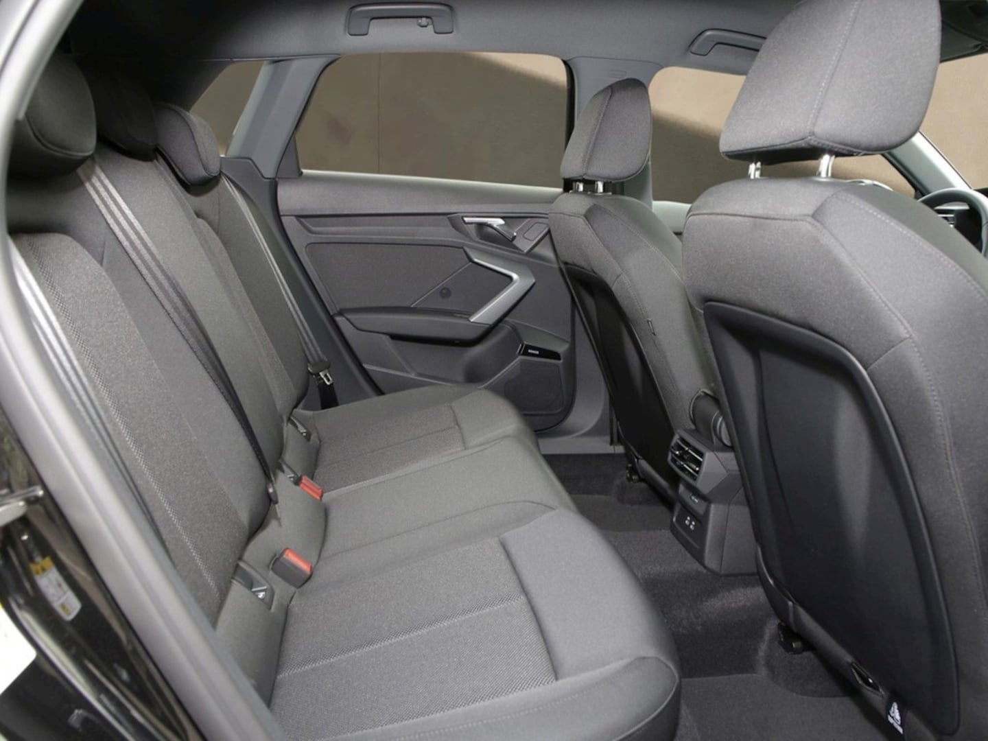 Bild über Audi A3 Sportback S line TFSI quattro 150 kW S tronic - für weitere Informationen kontaktieren Sie den Audi Partner