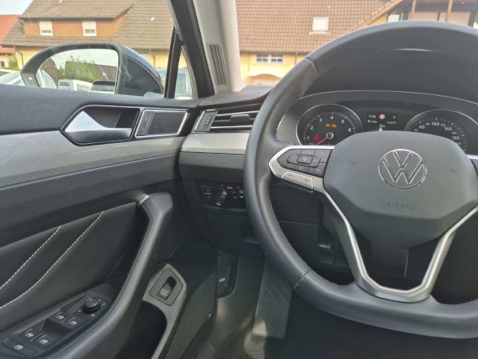 Volkswagen Passat Variant – Bild 12