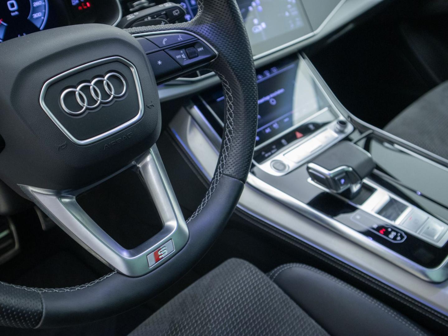 Image about Audi Q7 50 TDI quattro tiptronic