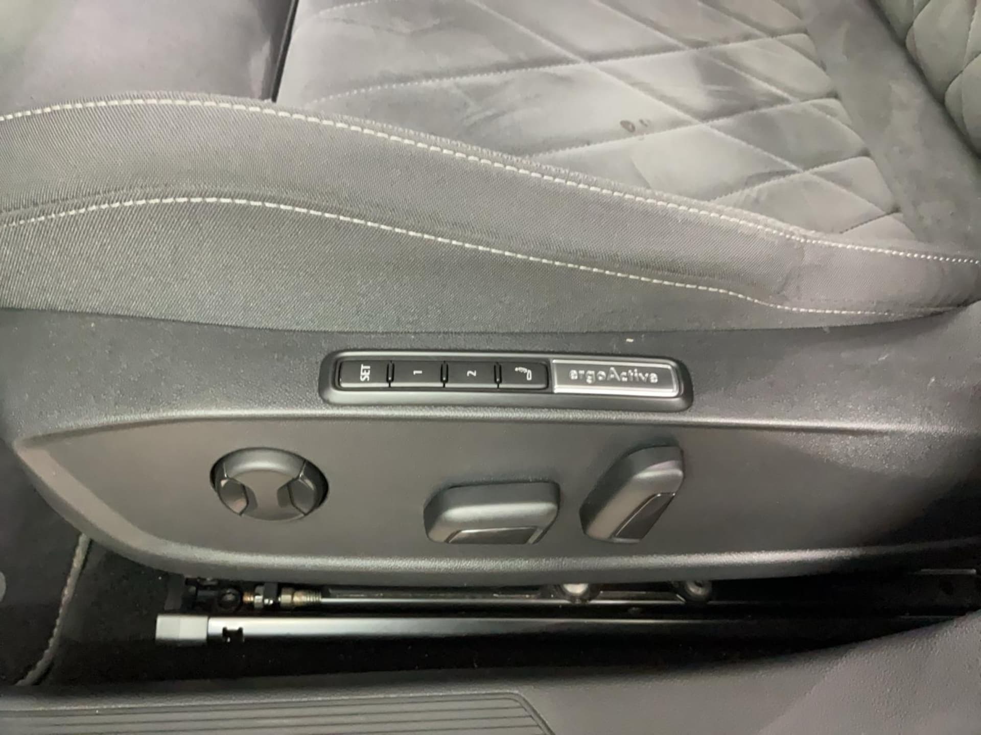 Volkswagen Golf Variant Style