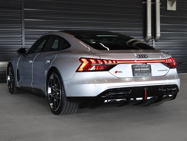 2026 Audi RS e-tron GT performance