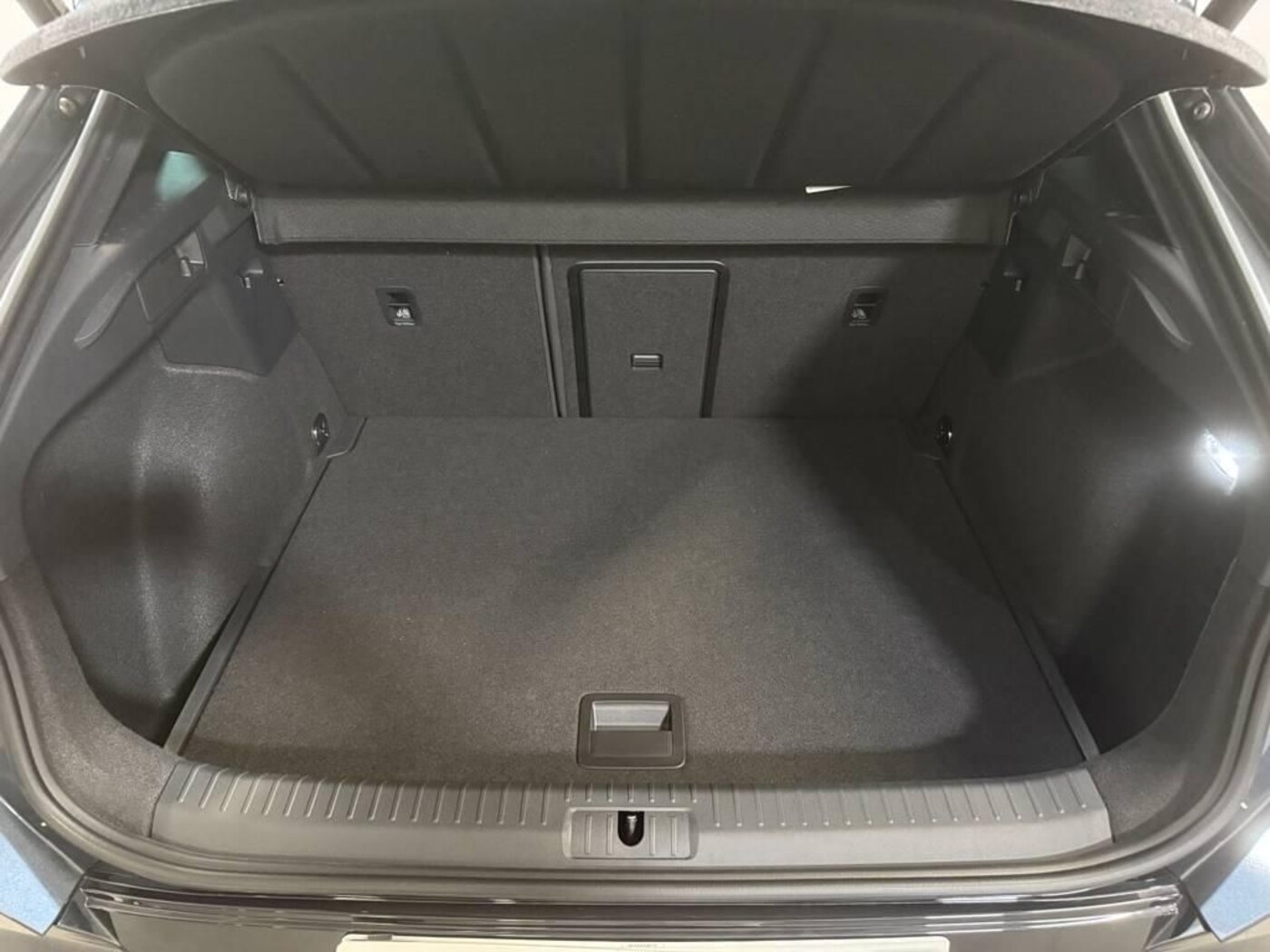 CUPRA Formentor 1.5 TSI e-Hybrid DSG 150 kW (204 CV) — photo 8