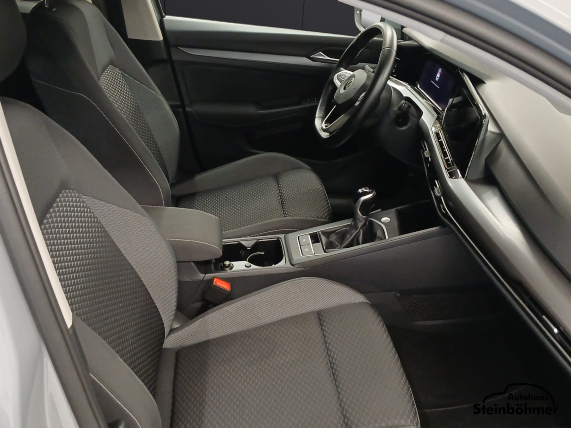 Volkswagen Golf Active