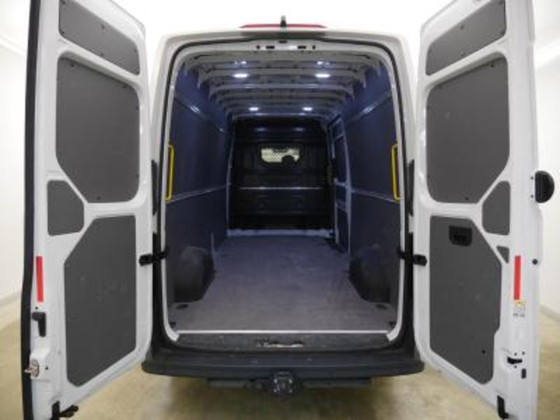 Volkswagen Crafter Kasten langer Radstand
