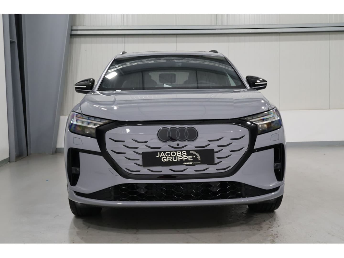 Bild über Audi Q4 SUV e-tron e-tron quattro performance 250 kW - für weitere Informationen kontaktieren Sie den Audi Partner