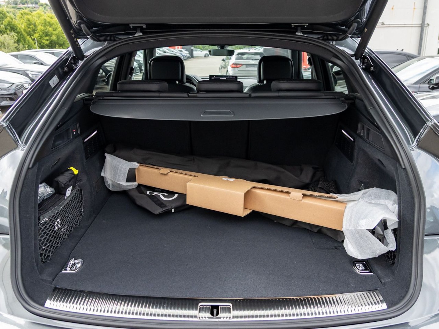 Bild über Audi Q5 Sportback TFSI e S line business 50 TFSI e quattro S tronic - für weitere Informationen kontaktieren Sie den Audi Partner