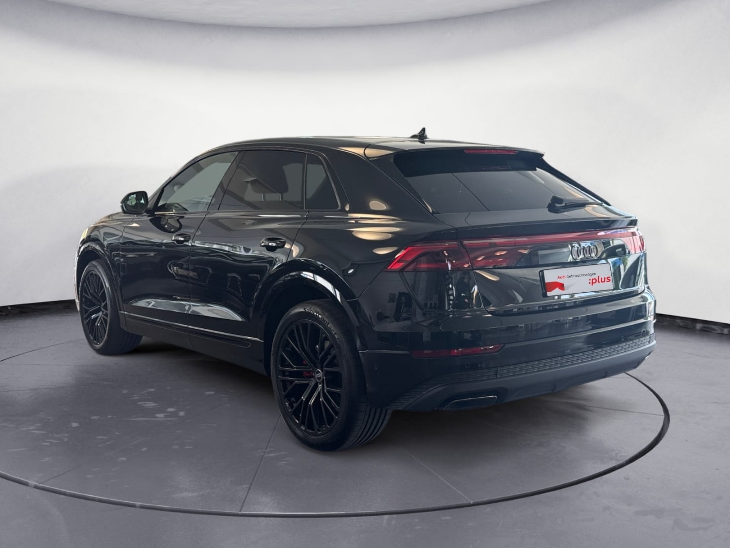Bild über Audi Q8 SUV 50 TDI quattro tiptronic - für weitere Informationen kontaktieren Sie den Audi Partner