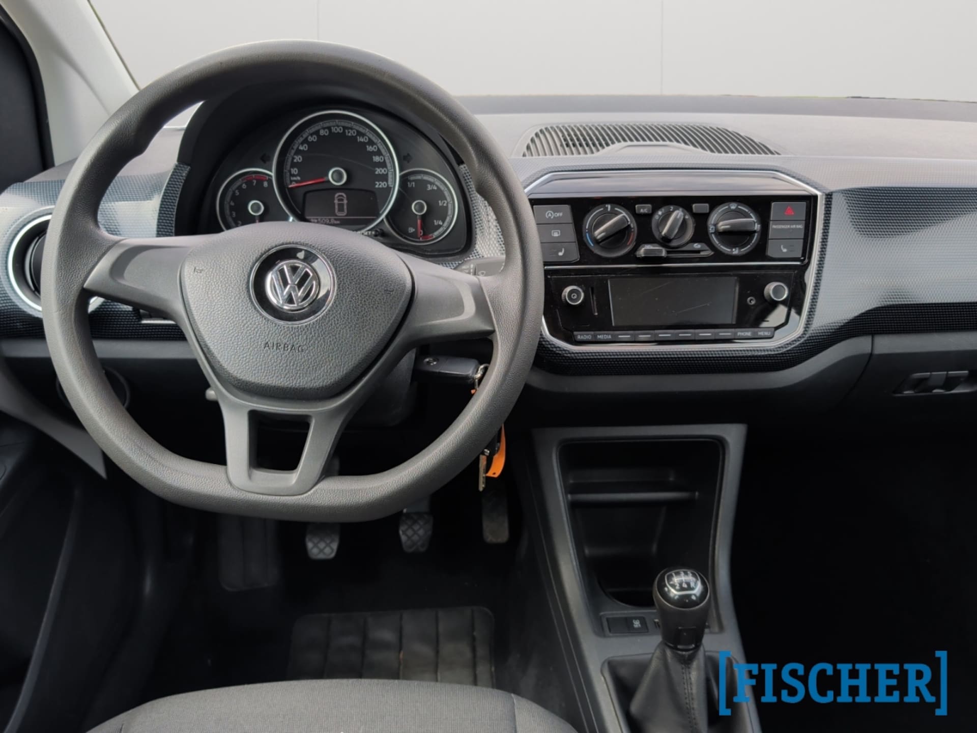 Volkswagen up! move up!