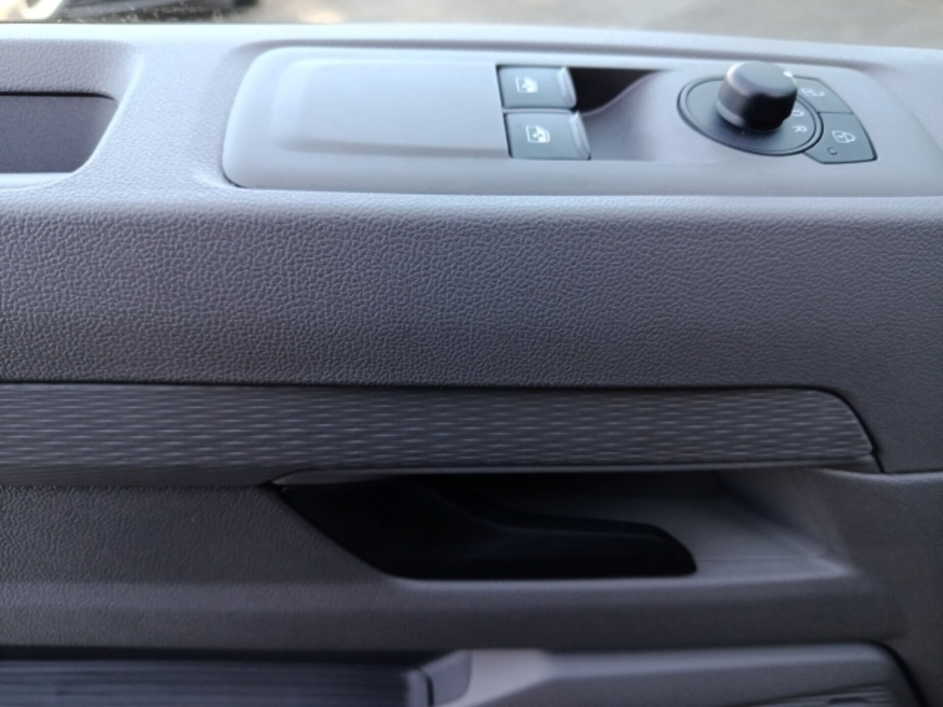 Volkswagen Transporter Kasten langer Radstand