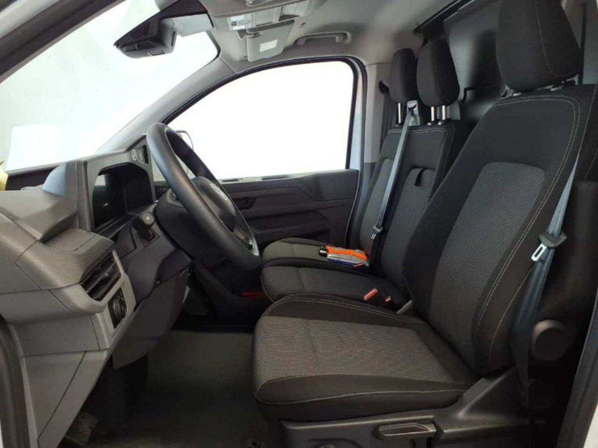 Volkswagen Transporter Kasten langer Radstand