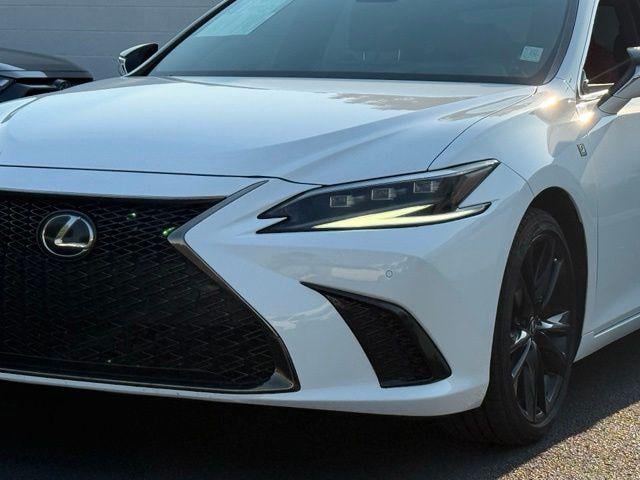2023 Lexus ES 300h