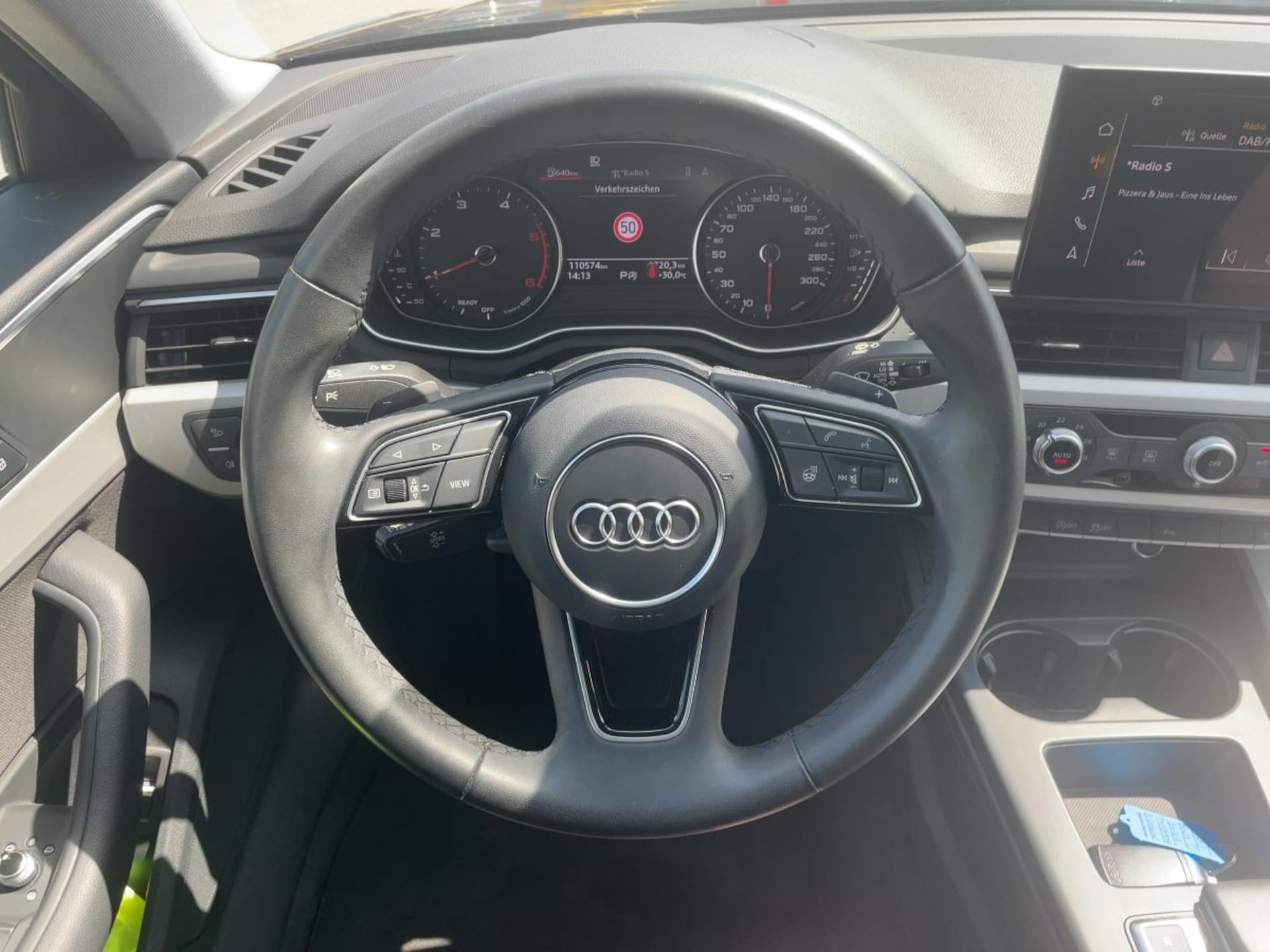 Audi A4 Limousine