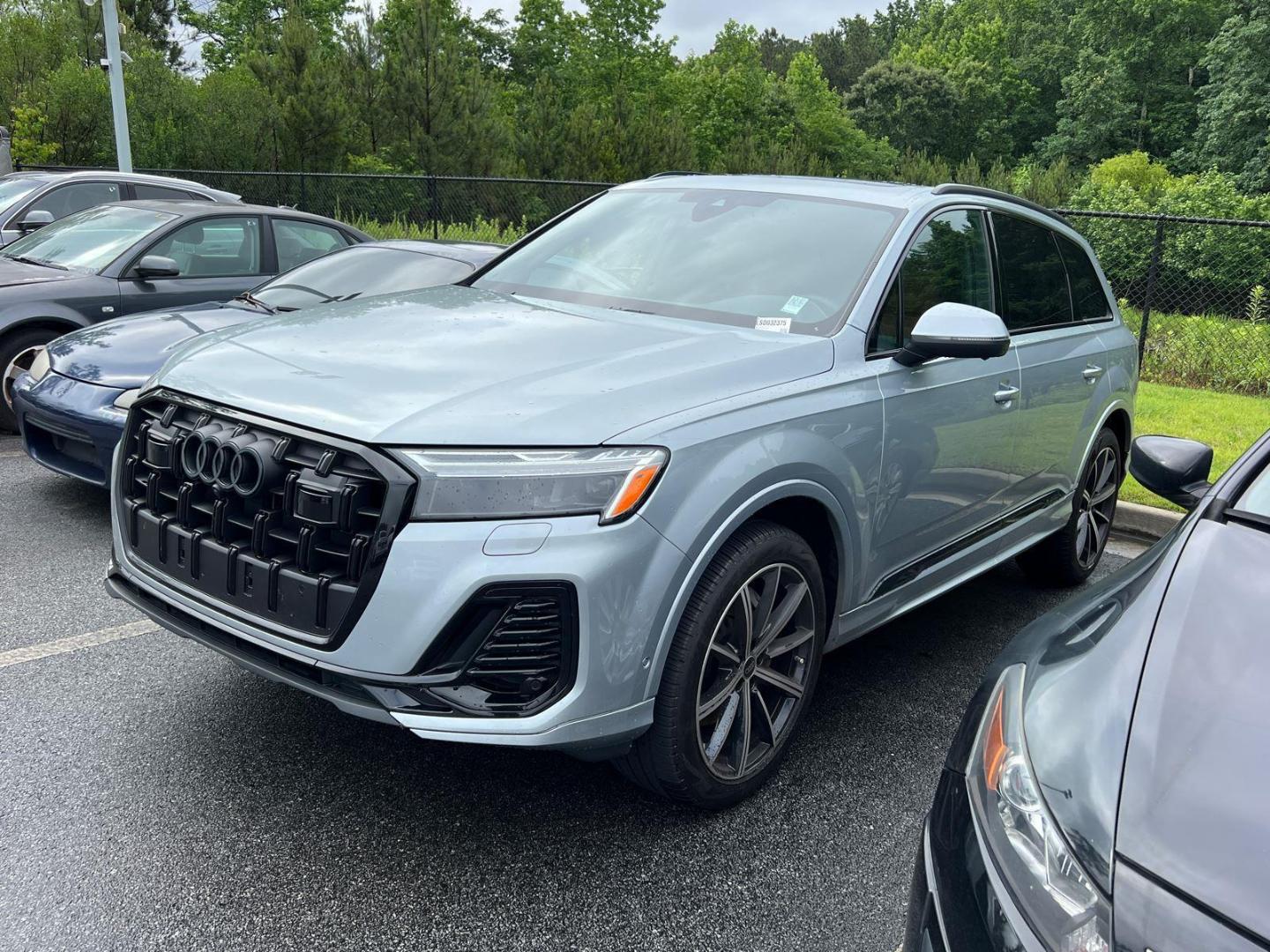 2025 Audi Q7 45 Premium Plus quattro Tiptronic's photo