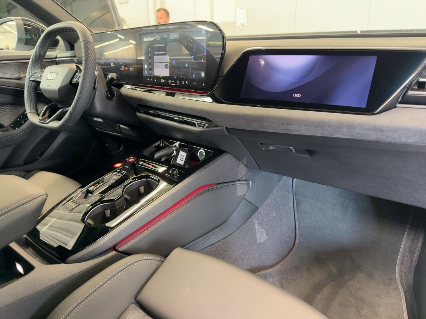 Bild über Audi A5 Avant TDI quattro 150 kW S tronic - für weitere Informationen kontaktieren Sie den Audi Partner