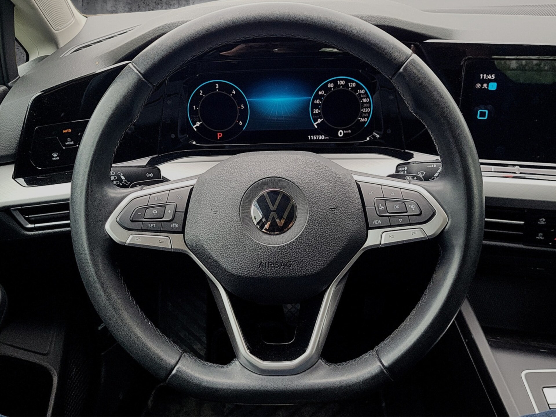 Volkswagen Golf Variant Life