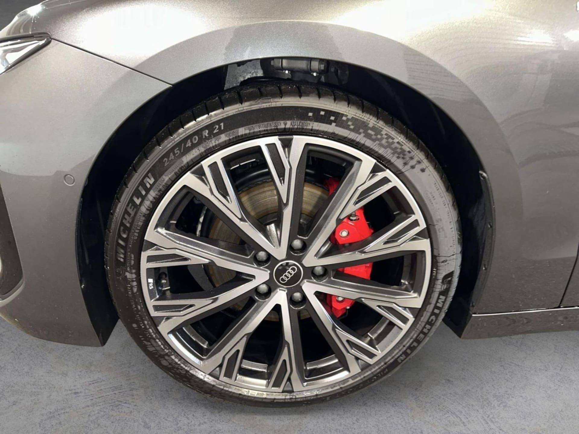 Audi A6 Avant e-tron edition one