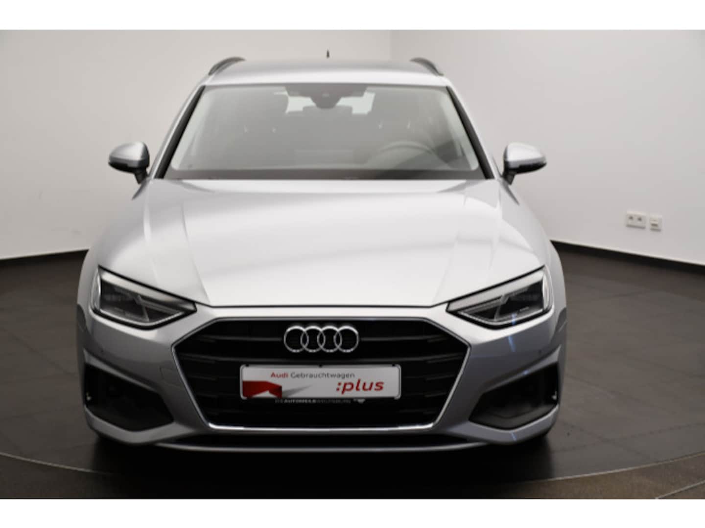 Bild über Audi A4 Avant 30 TDI S tronic - für weitere Informationen kontaktieren Sie den Audi Partner