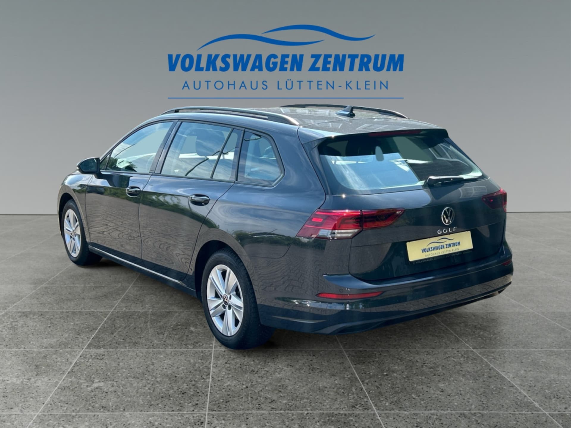 Volkswagen Golf Variant Life