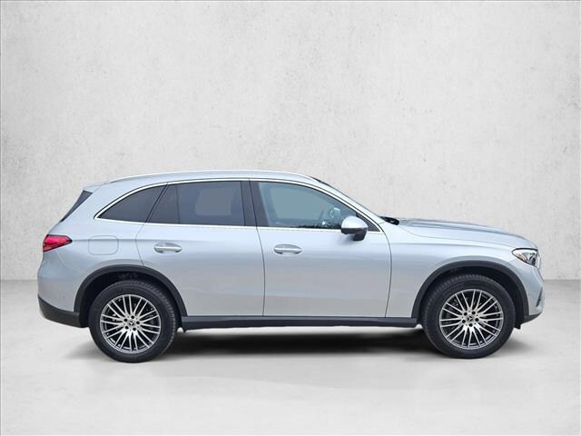 2026 Mercedes-Benz GLC 300