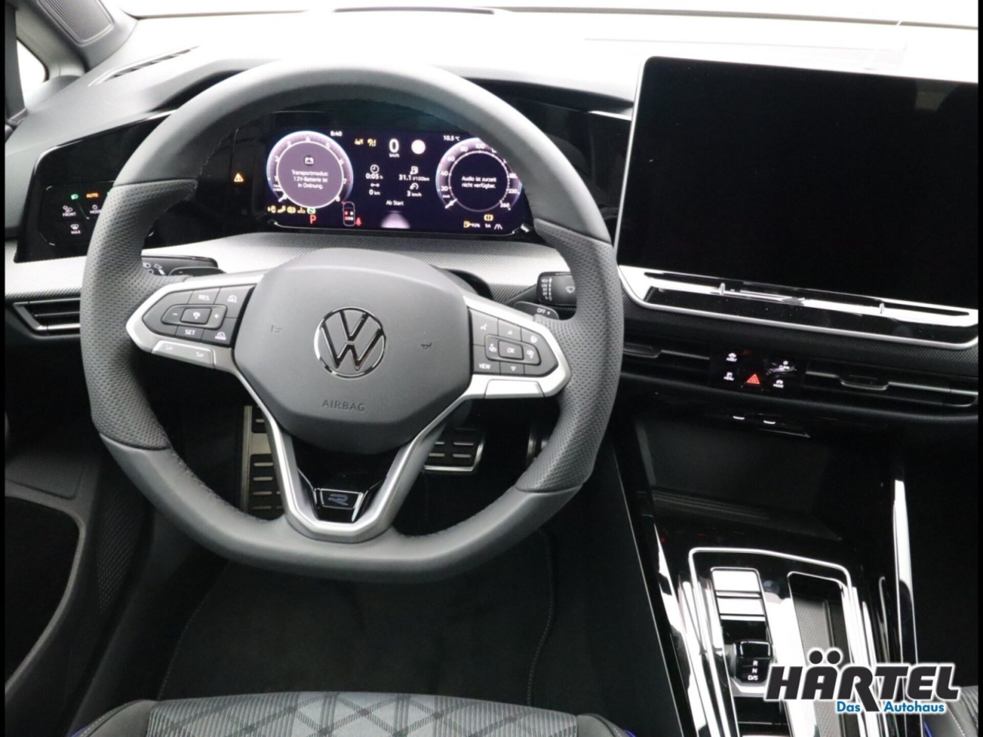 Volkswagen Golf R-Line