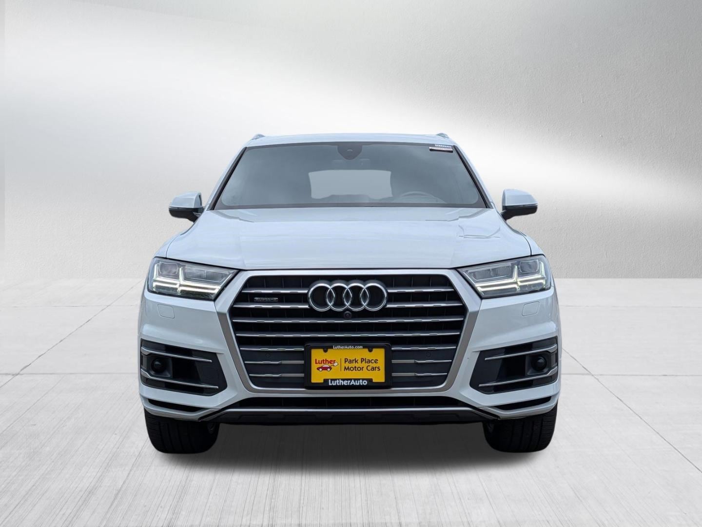 Used 2019 Audi Q7 Prestige with VIN WA1VAAF79KD047952 for sale in Rochester, Minnesota