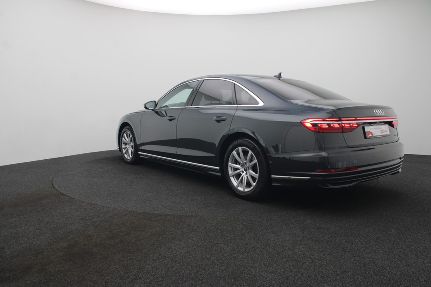Bild über Audi A8 50 TDI quattro tiptronic - für weitere Informationen kontaktieren Sie den Audi Partner