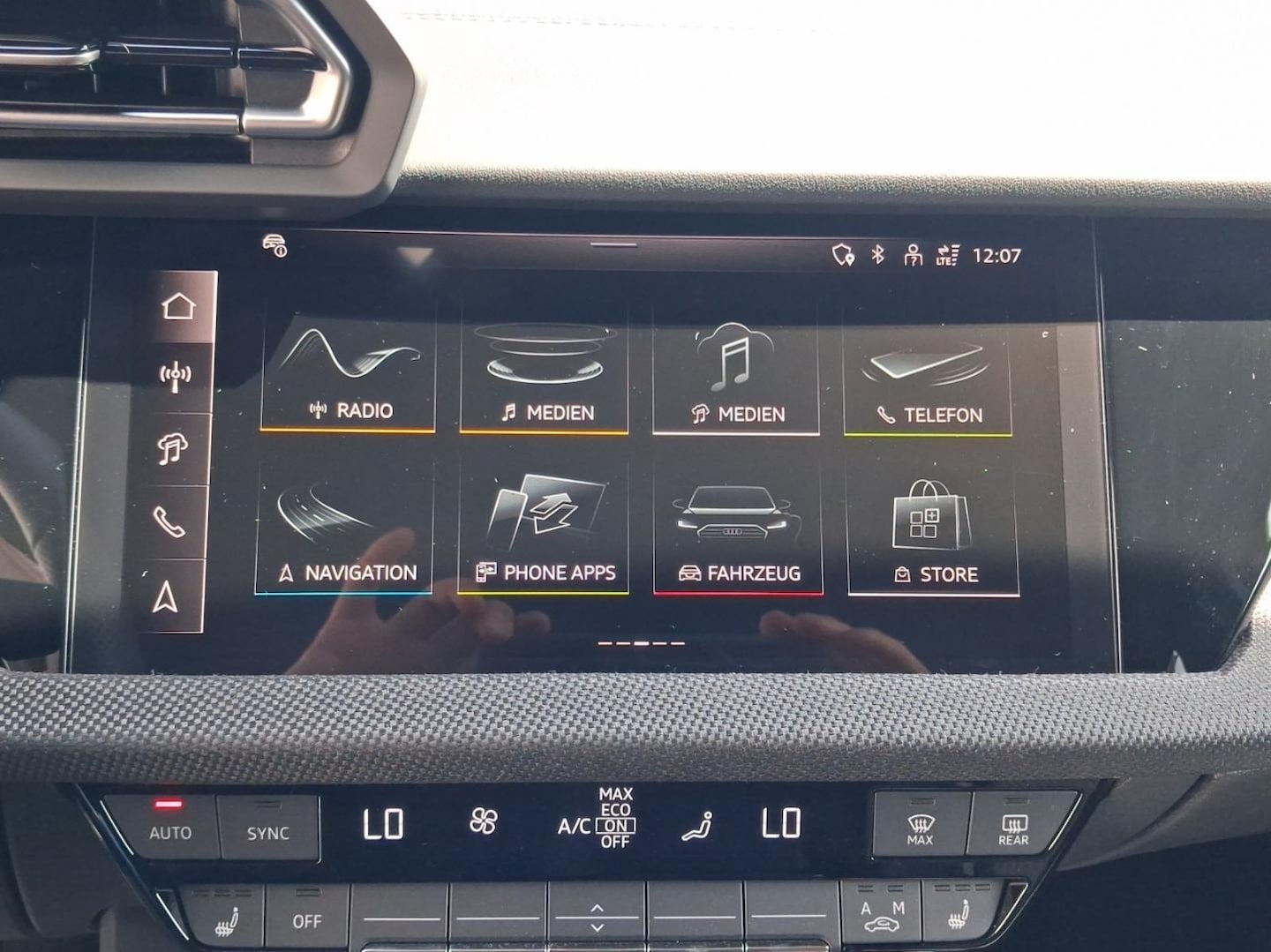 Bild über Audi A3 Sportback TFSI e TFSI e 150 kW S tronic - für weitere Informationen kontaktieren Sie den Audi Partner