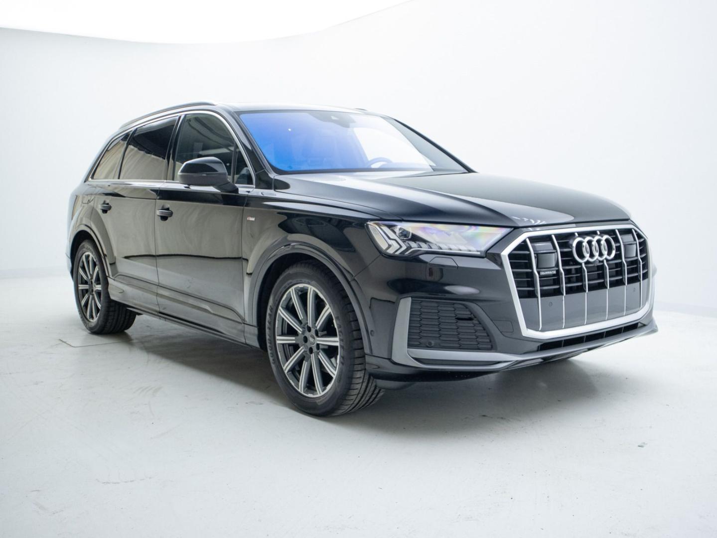 Image about Audi Q7 50 TDI quattro tiptronic