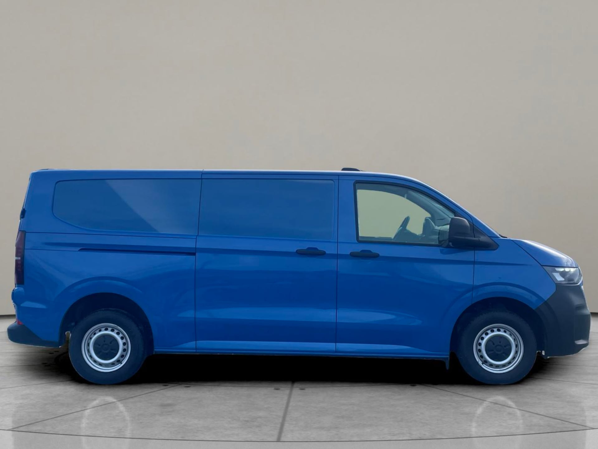 Volkswagen Transporter Furgon długi rozstaw osi