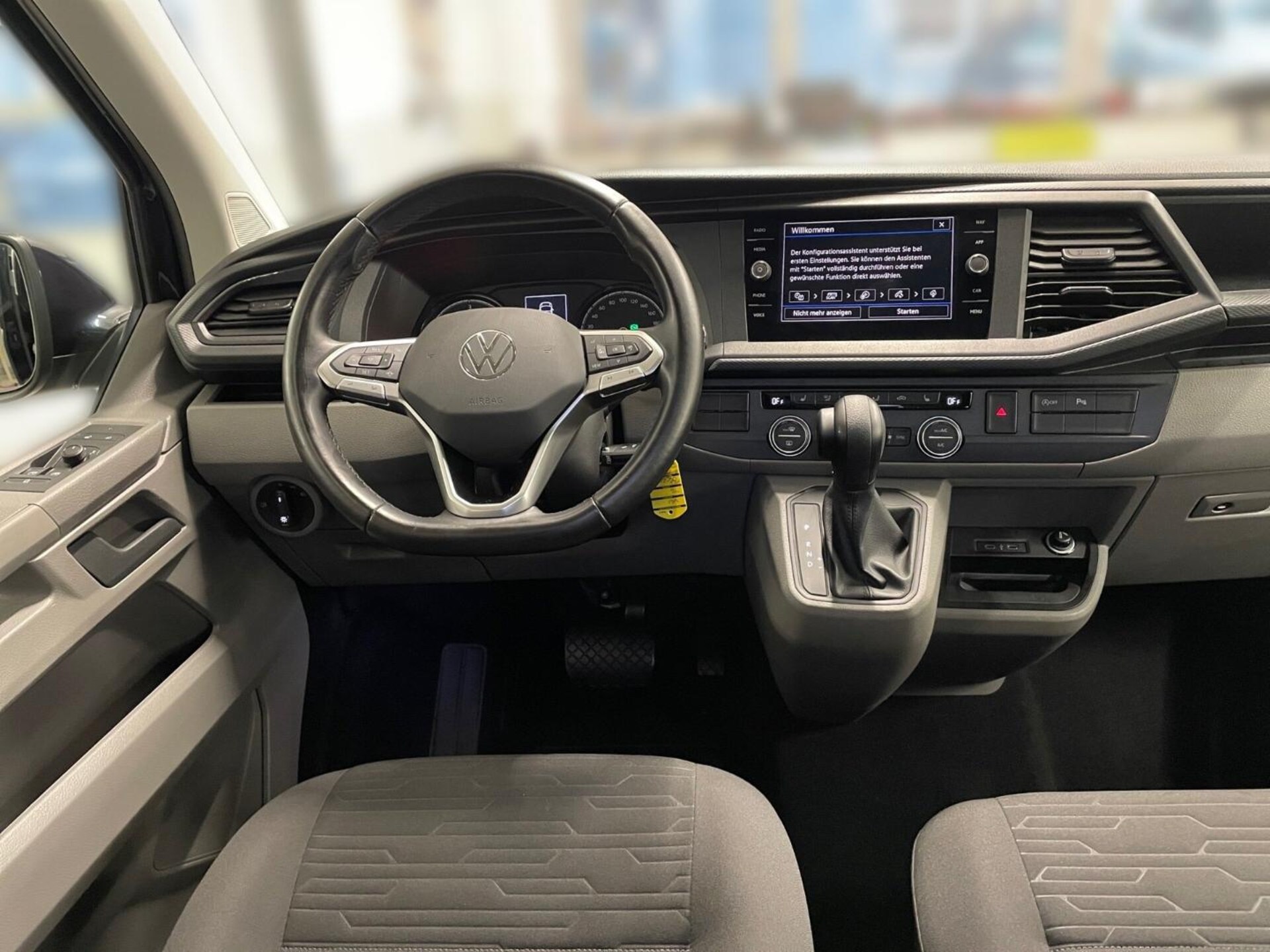 Volkswagen T6.1 Caravelle langer Radstand Comfortline