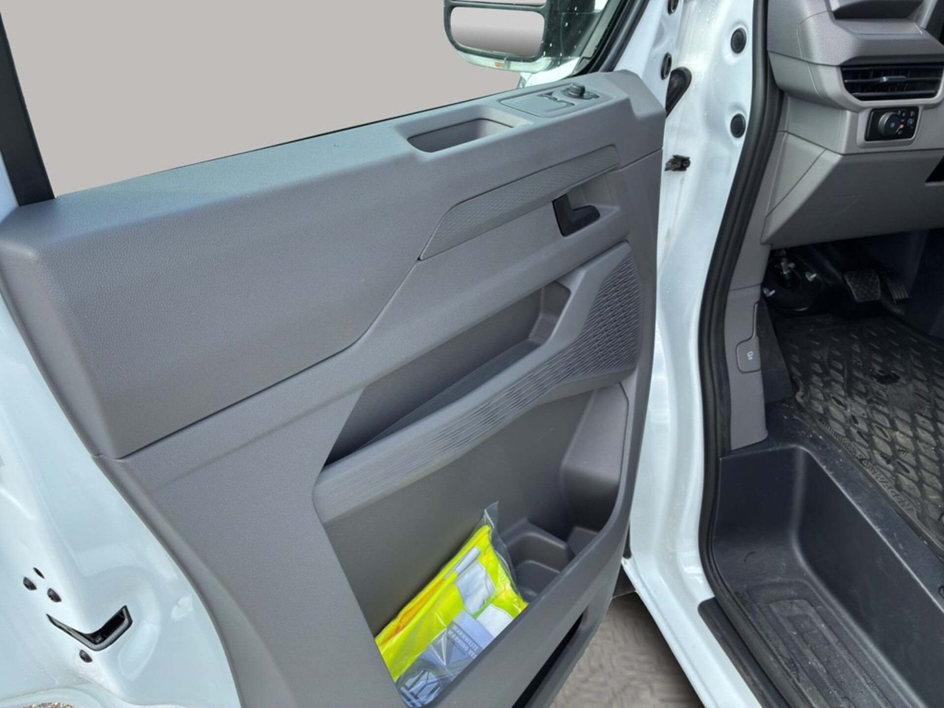 Volkswagen Transporter Kasten langer Radstand
