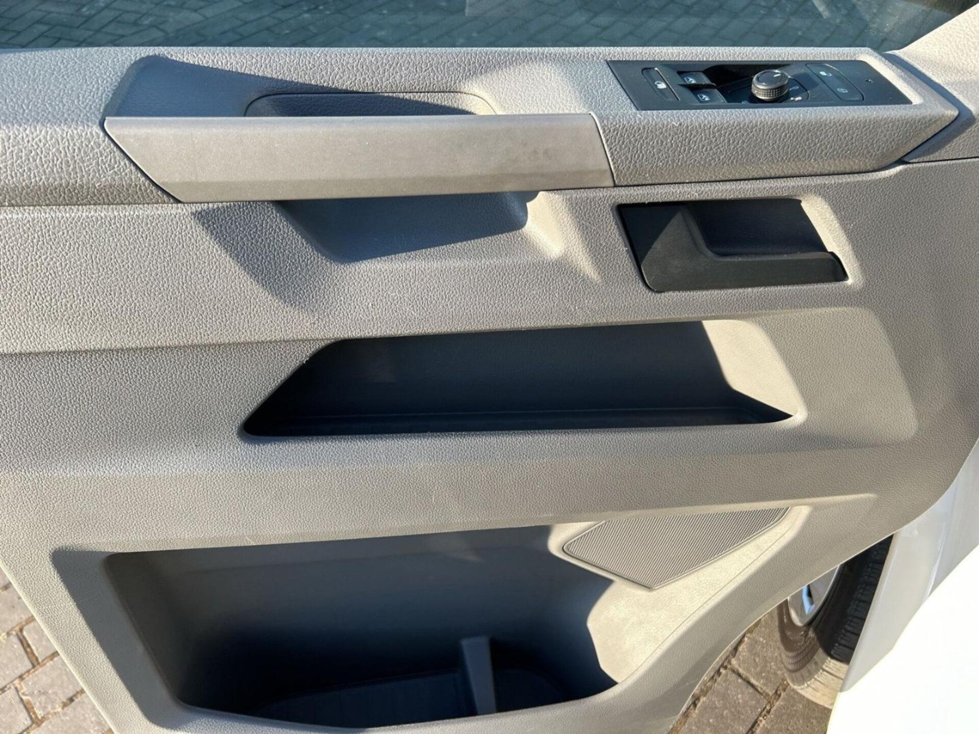 Volkswagen T6.1 Transporter Kasten kurzer Radstand