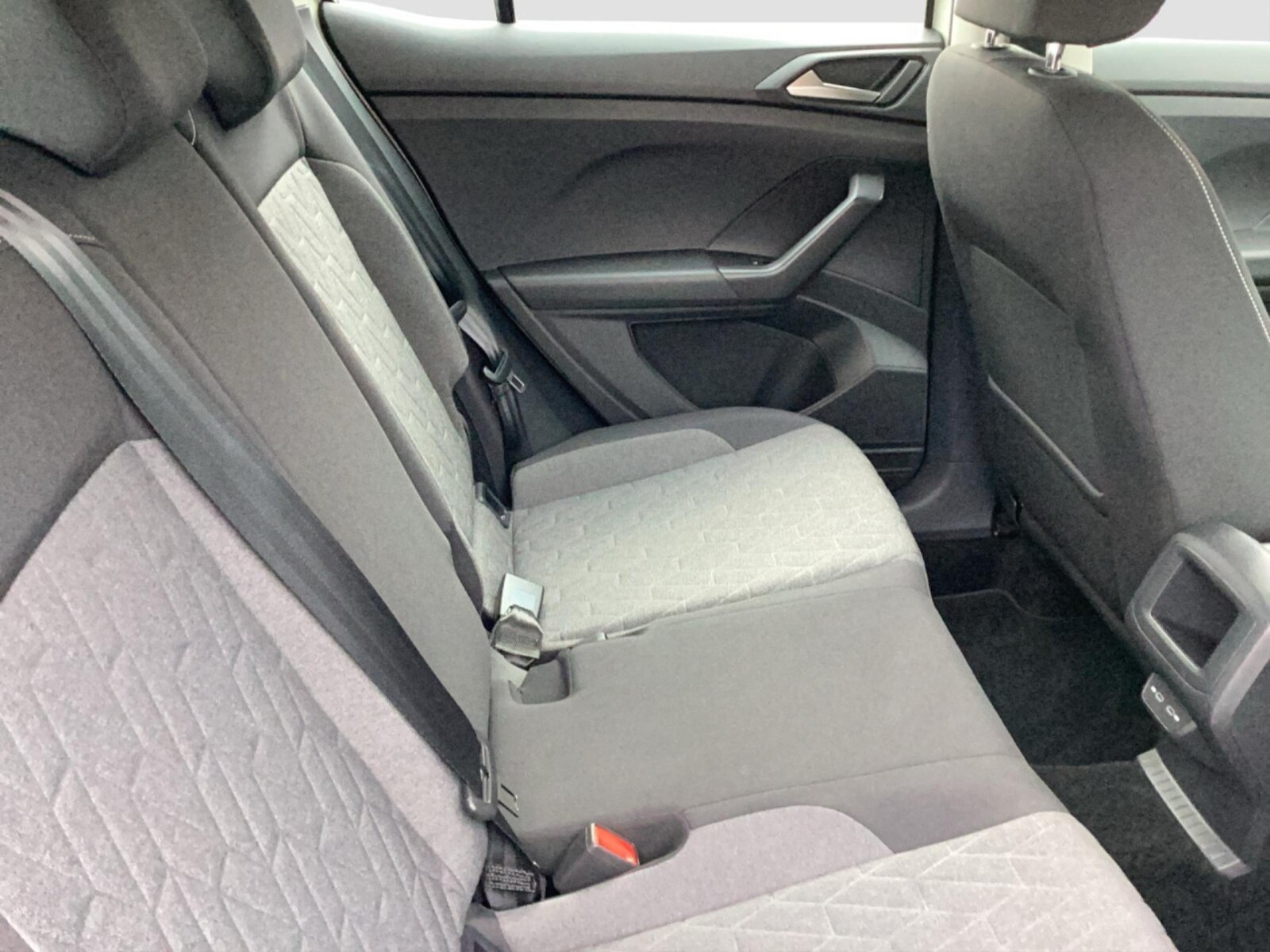 Volkswagen T-Cross – Bild 12
