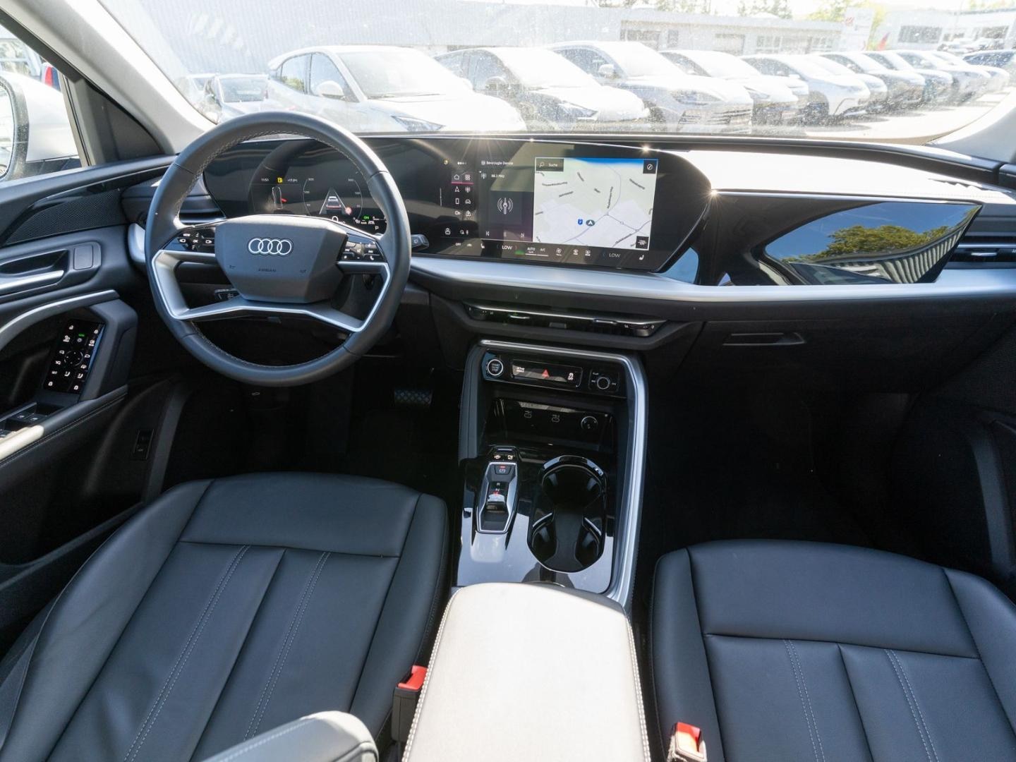 Bild über Audi Q5 SUV TDI quattro 150 kW S tronic - für weitere Informationen kontaktieren Sie den Audi Partner