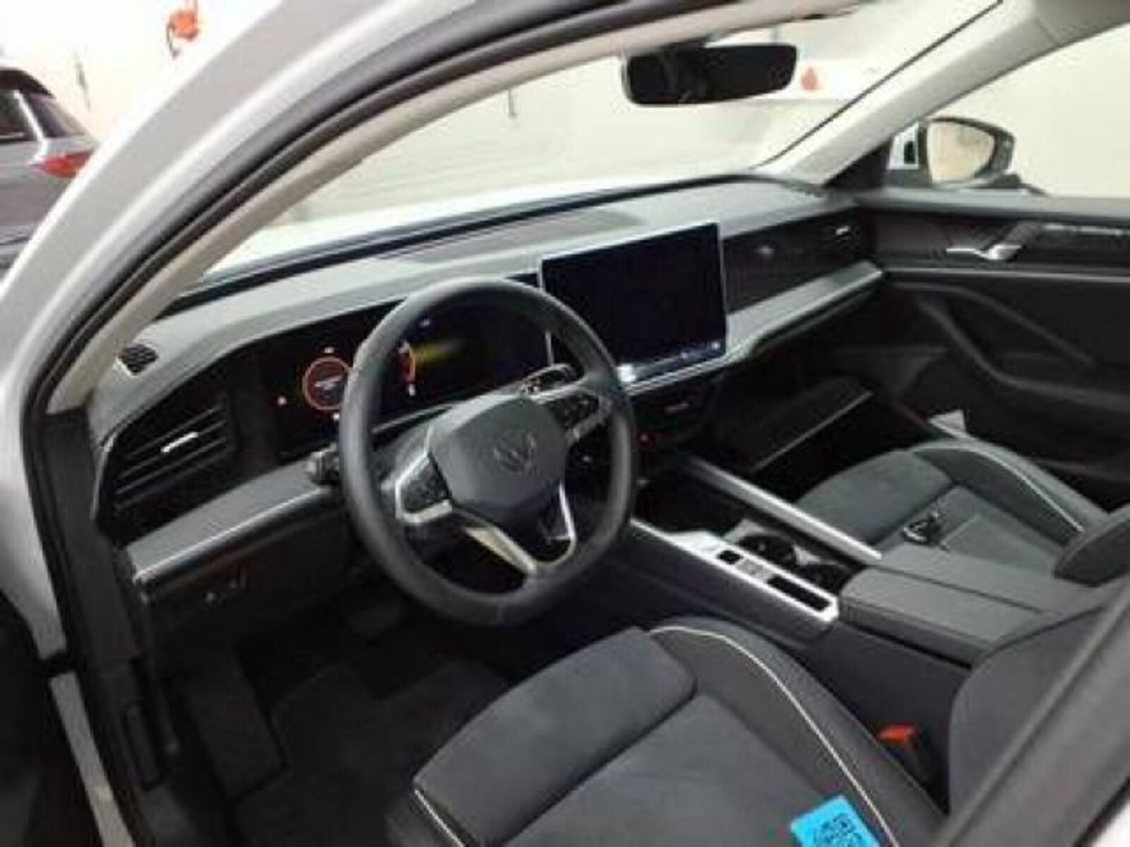 Volkswagen Passat – Bild 7