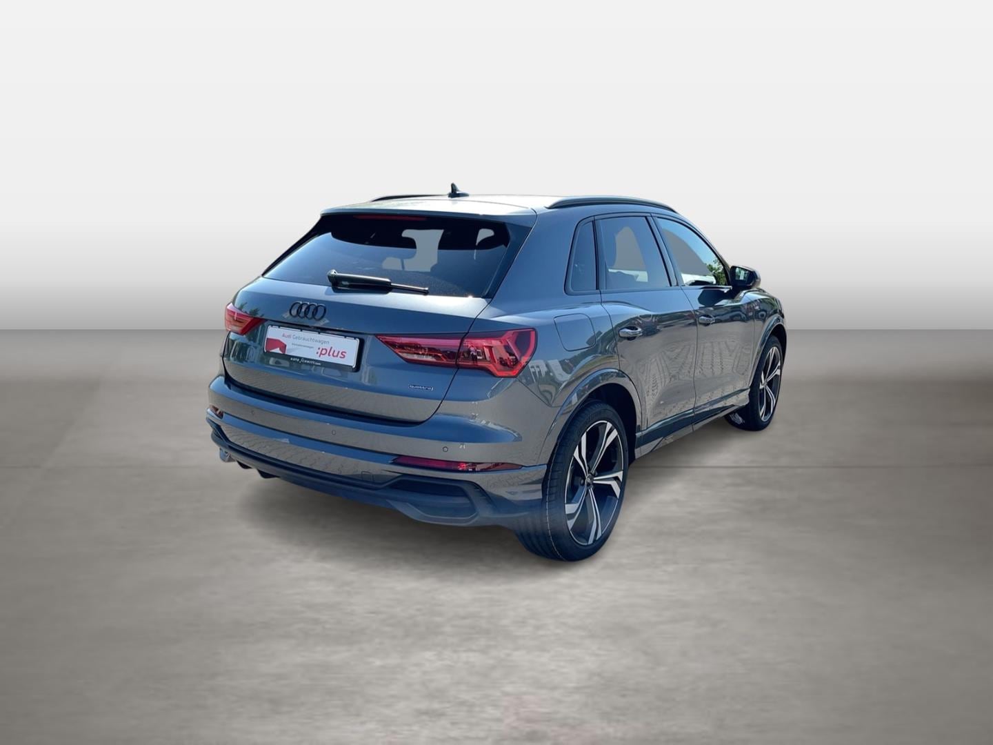 Image about Audi Q3 S line 45 TFSI quattro S tronic