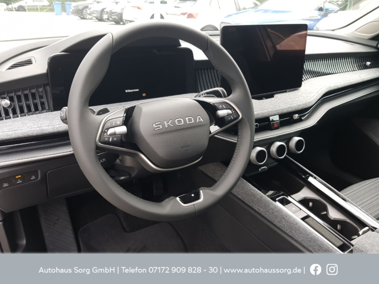 Škoda Superb Combi – Bild 8