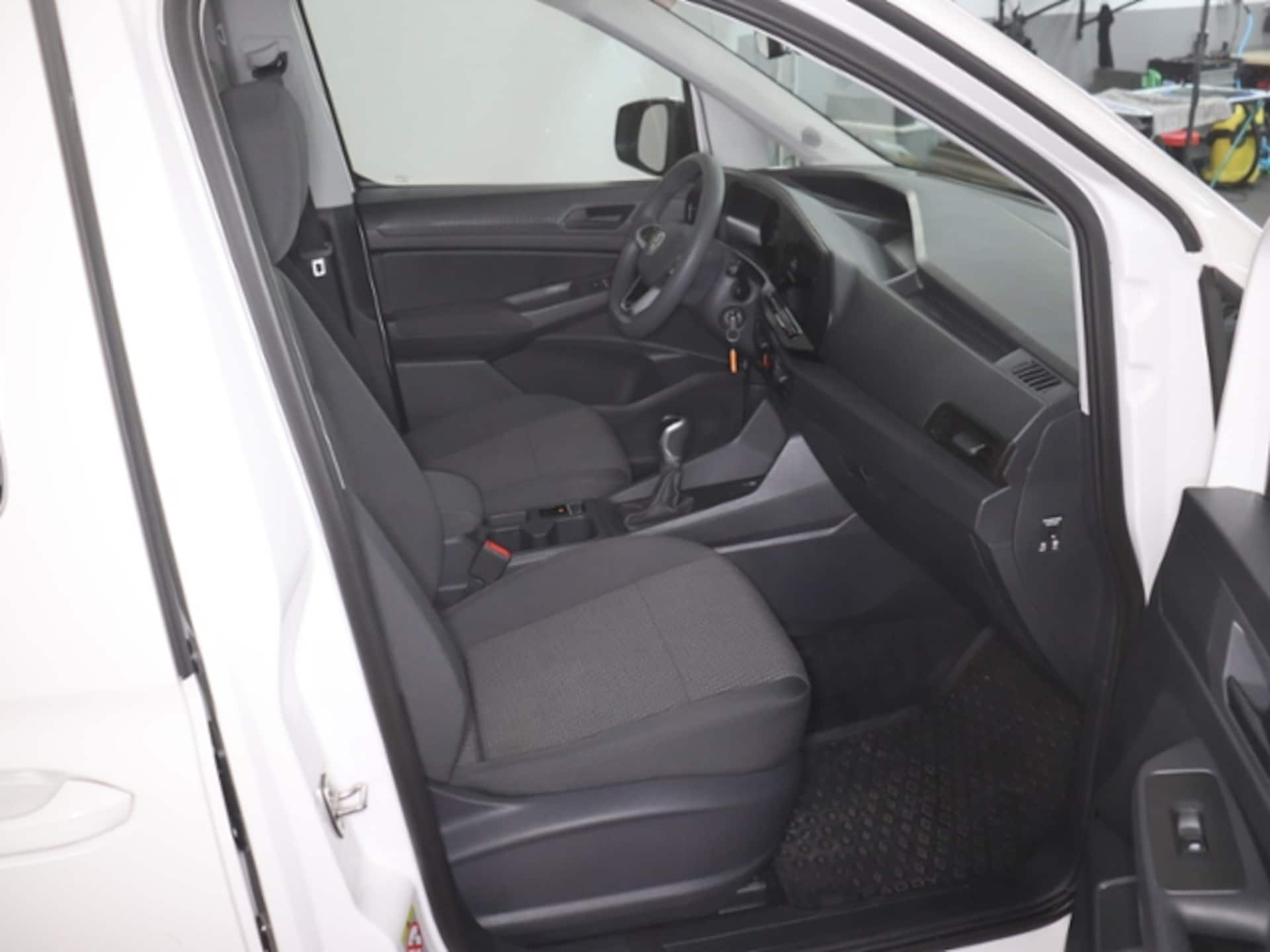 Volkswagen Caddy Maxi Basis-Modell