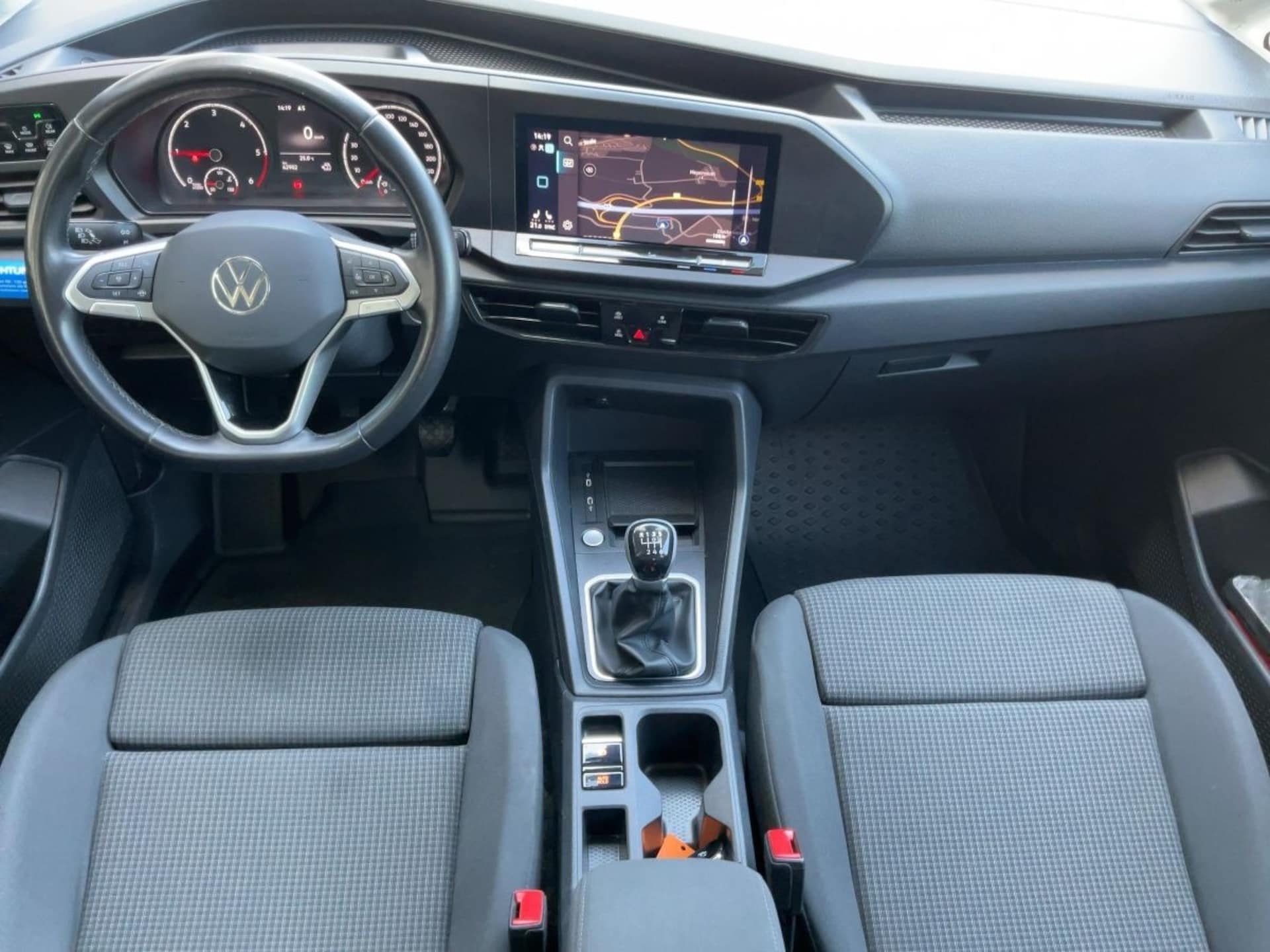 Volkswagen Caddy Basis-Modell