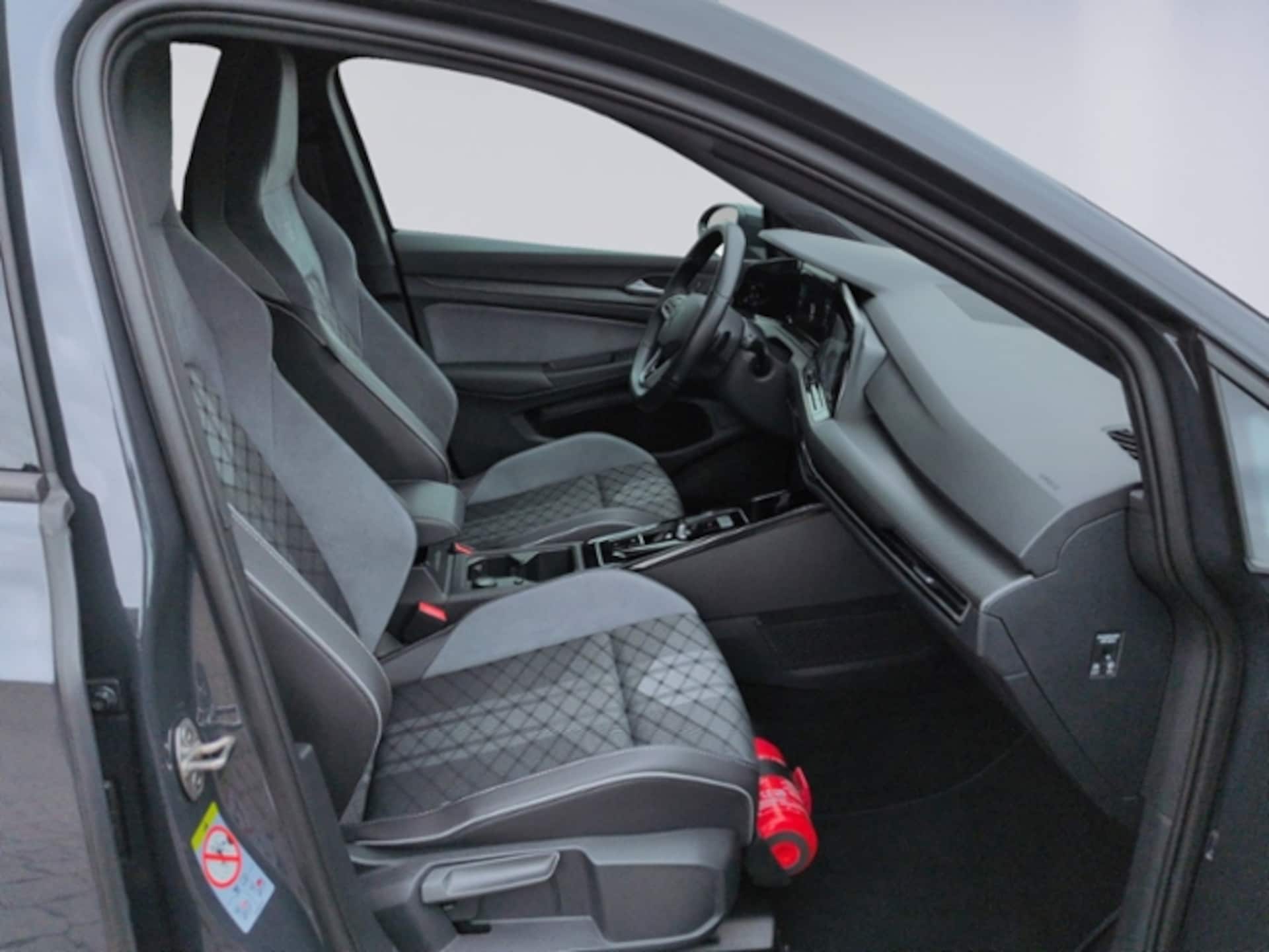 Volkswagen Golf Variant R-Line
