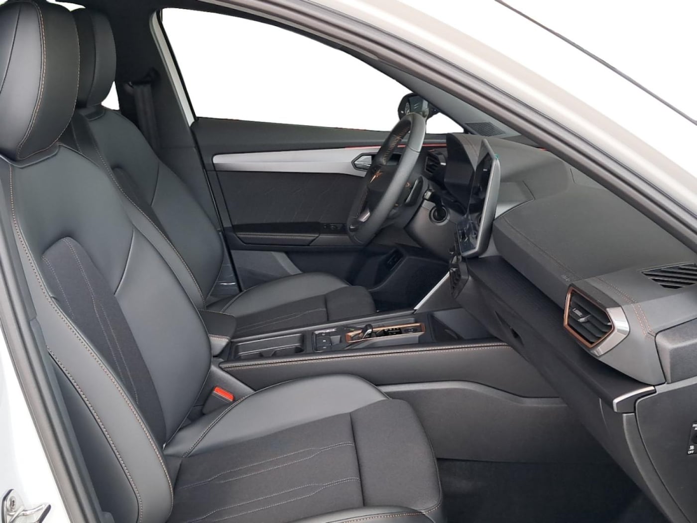 CUPRA Formentor 1.5 eTSI DSG 110 kW (150 CV) — photo 5