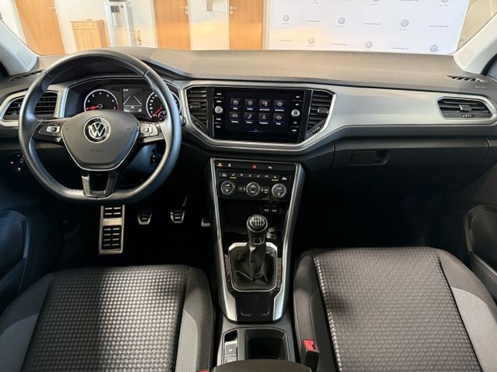Volkswagen T-Roc Active
