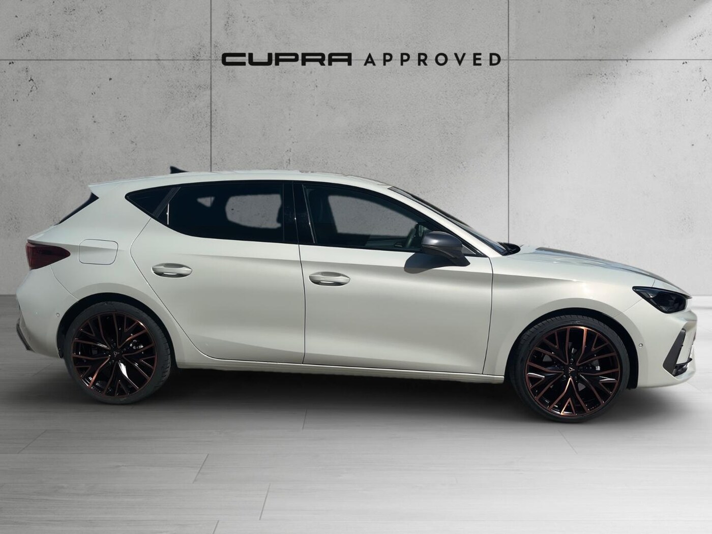 CUPRA Leon León 1.5 eTSI DSG 110 kW (150 CV) — photo 3