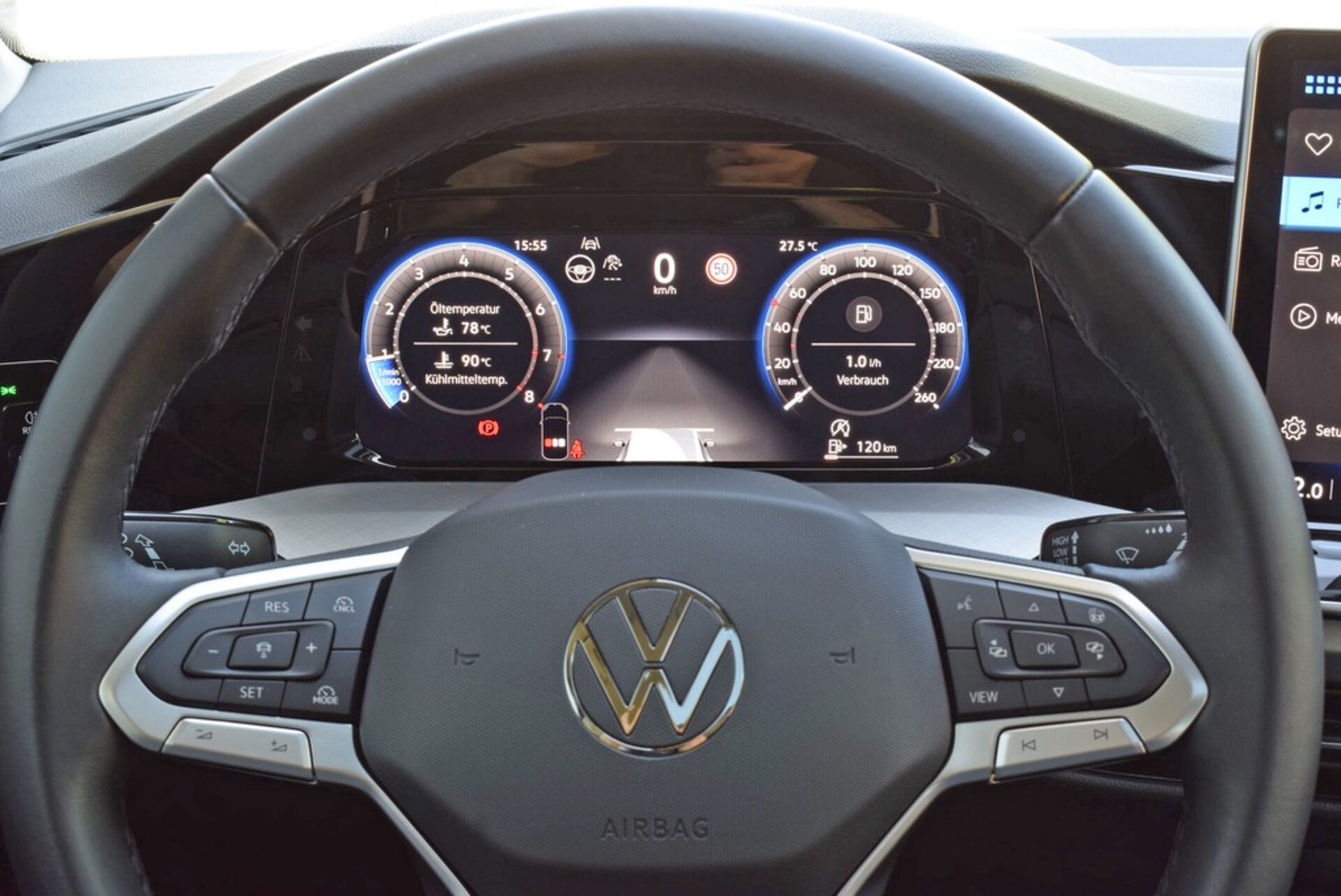 Volkswagen Golf Life