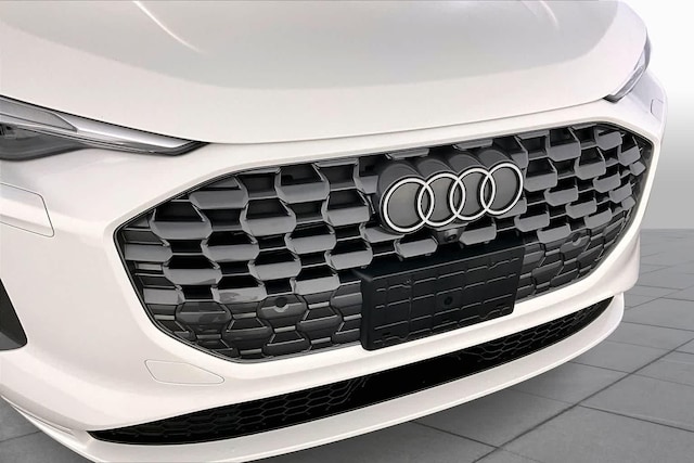 2025 Audi Q5 Premium - Photo 62