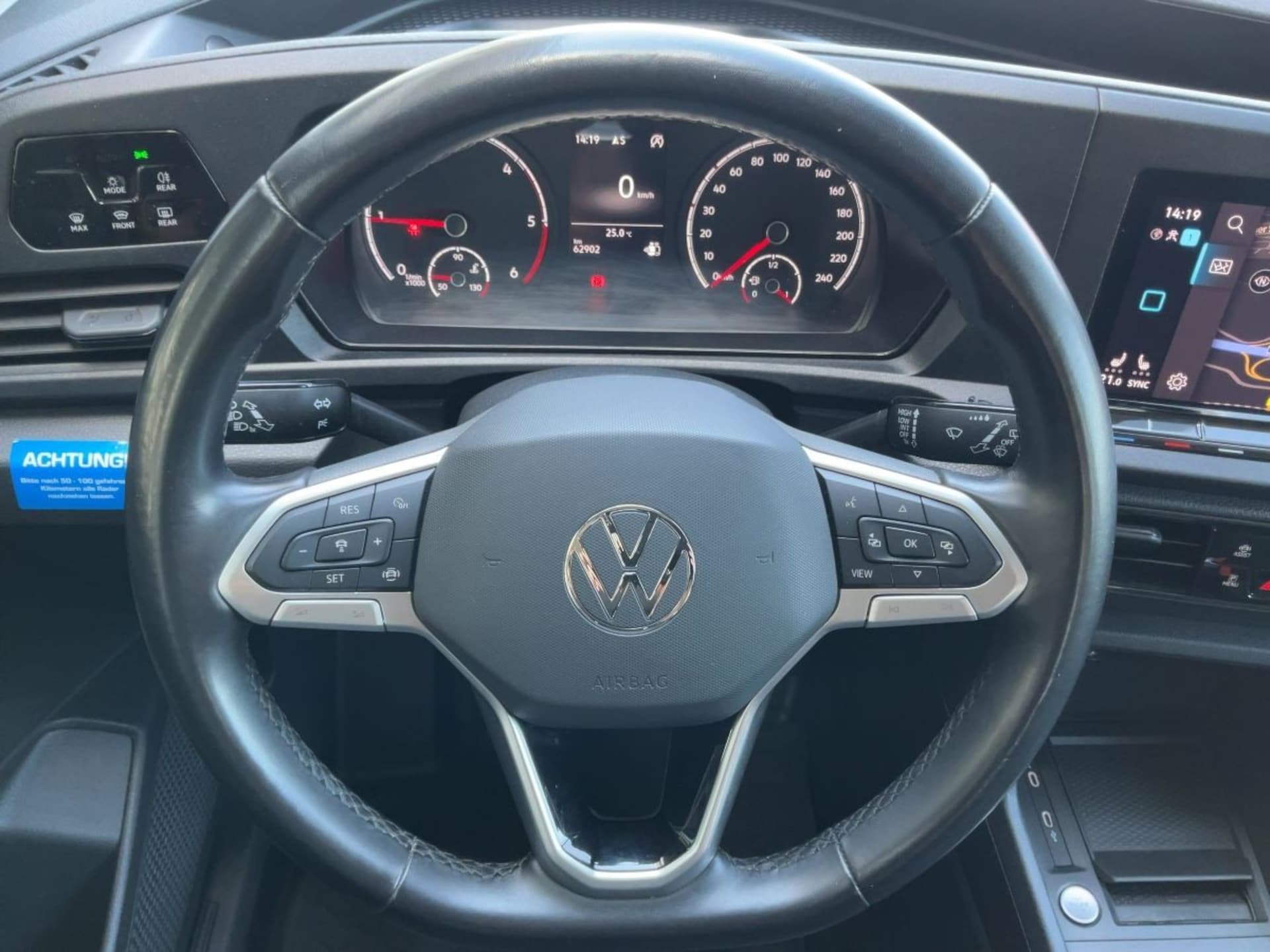 Volkswagen Caddy Basis-Modell