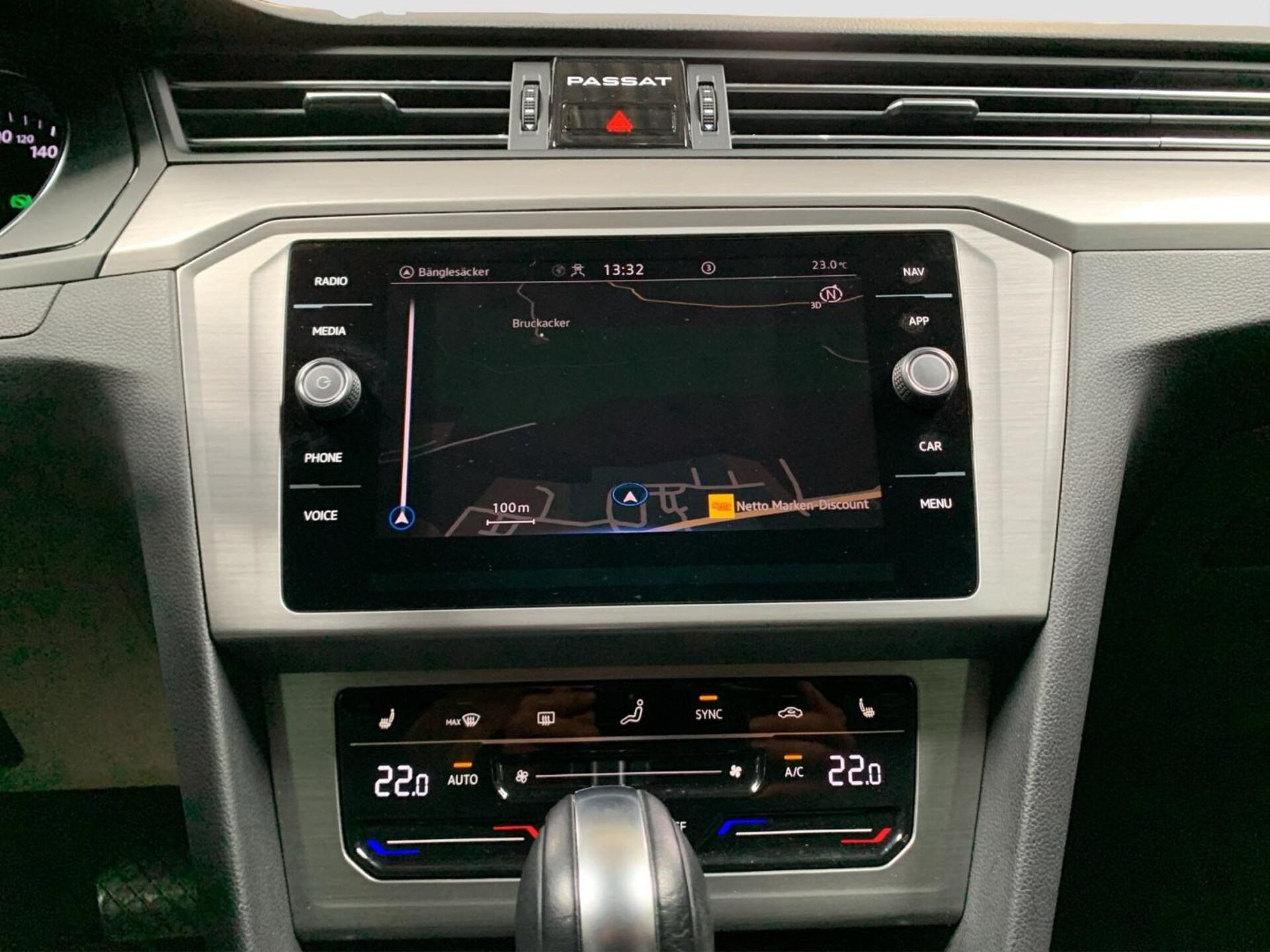 Volkswagen Passat Variant Basis-Modell