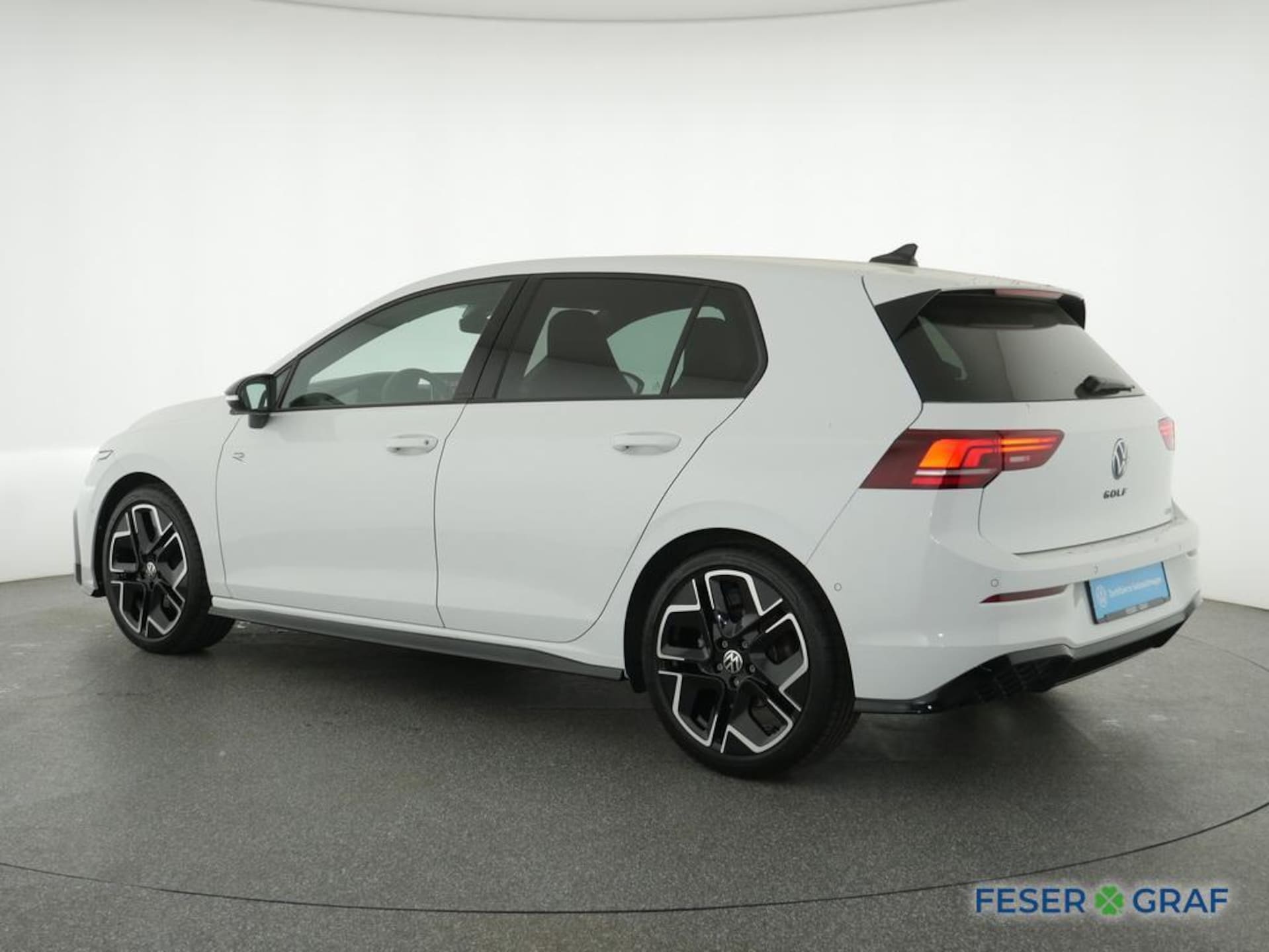 Volkswagen Golf R-Line