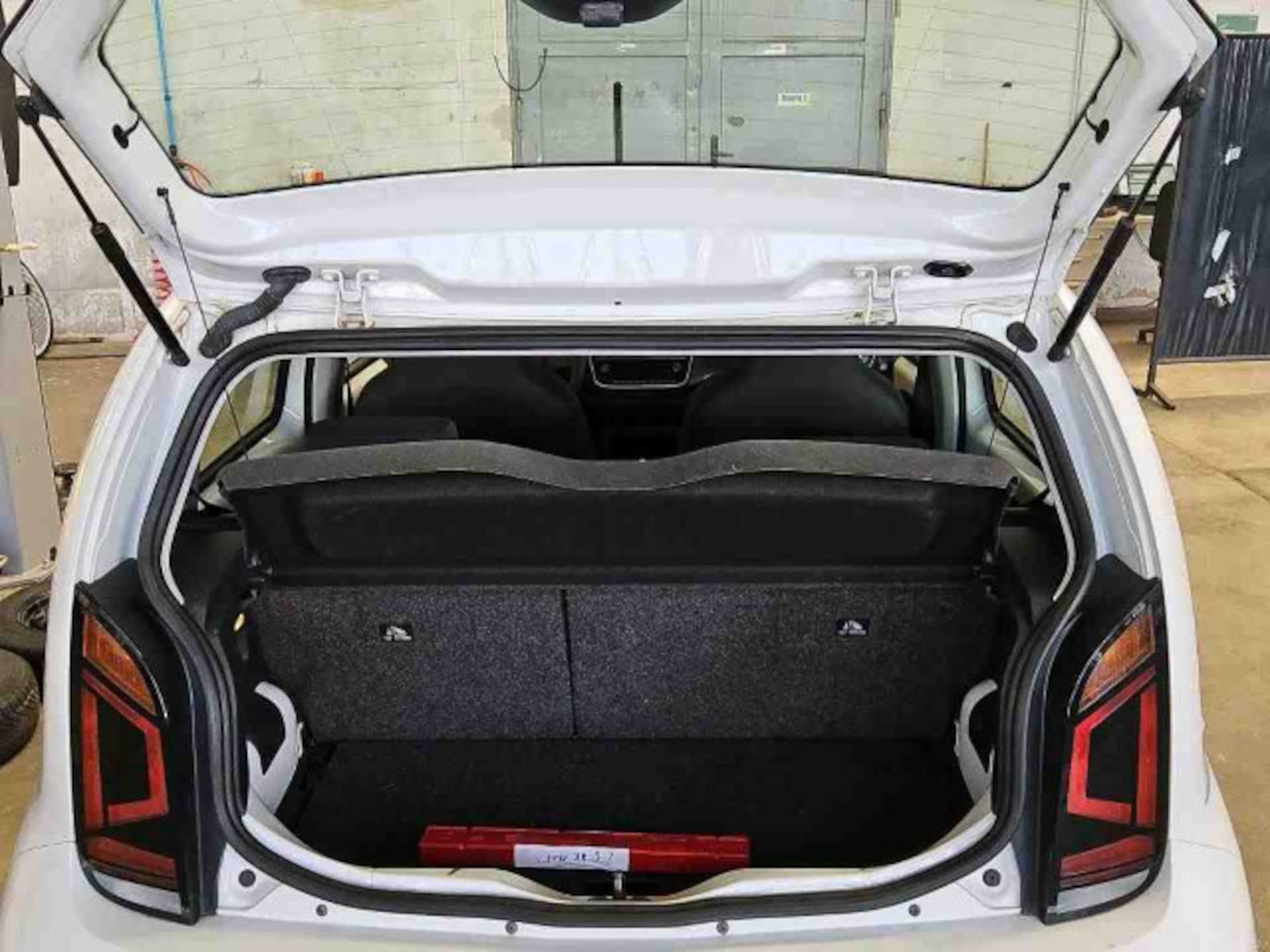 Volkswagen e-up!